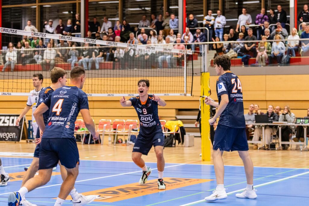 Als Youngstar im Team zeigte Felix Schinko im Spiel gegen den SV Schwaig überragend Bildautor: Fabian Bartsch/fab