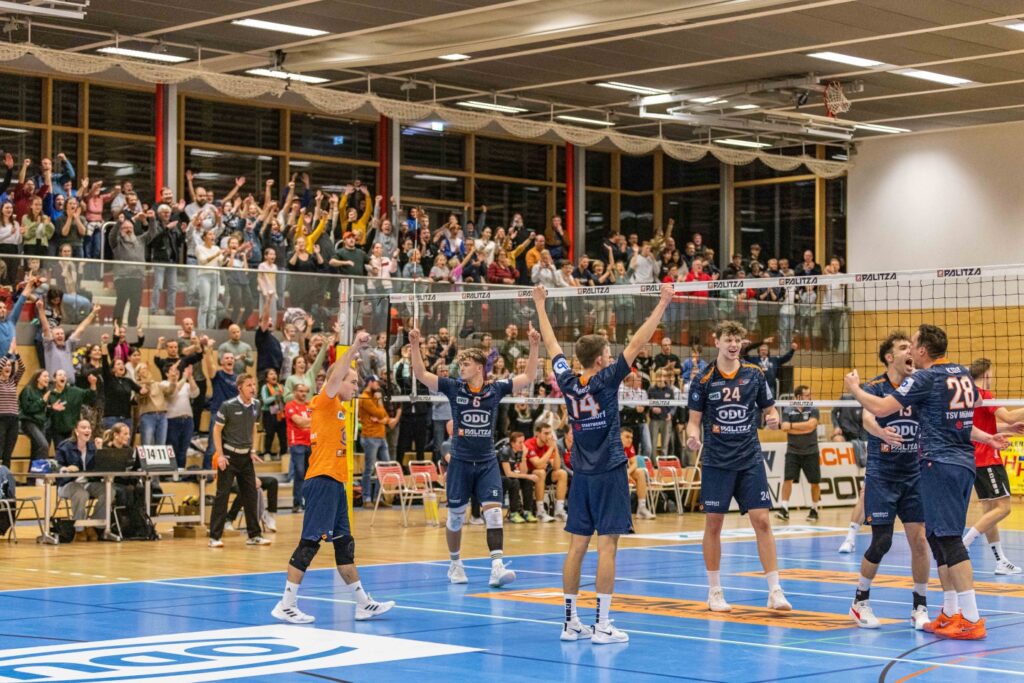 Bildautor: Fabian Bartsch/fab Bildunterschrift: Sicher dir eine kostenlose Karte auf der Homepage des TSV Mühldorf und sei dabei!