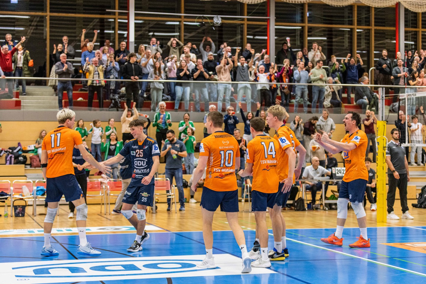 Bild: Fabian Bartsch Jubelstimmung und Rekordkulisse in der Nutz Arena beim erfolgreichen Doppel-Heimspiel-Wochenende.